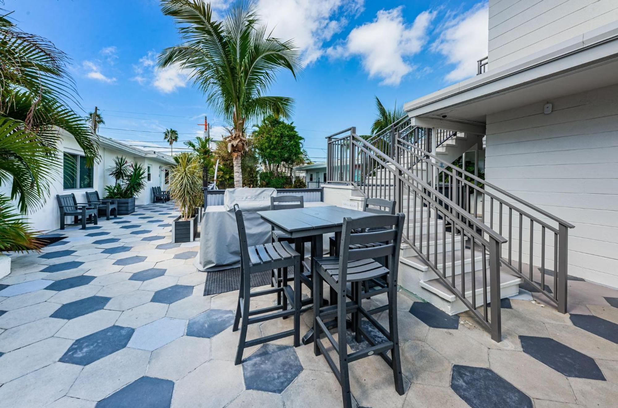 The Roth Hotel, Treasure Island, Florida St. Pete Beach Bagian luar foto