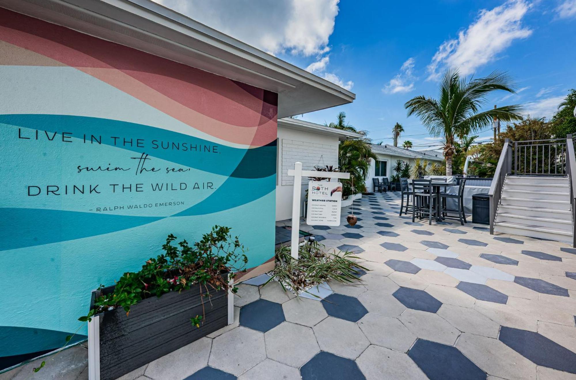 The Roth Hotel, Treasure Island, Florida St. Pete Beach Bagian luar foto